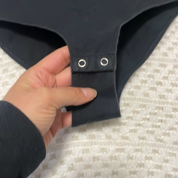 Levi’s Women’s Bodysuit - Sleeveless - Picture 3 of 9